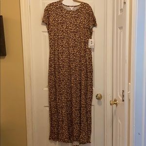 Lularoe Maria leopard print